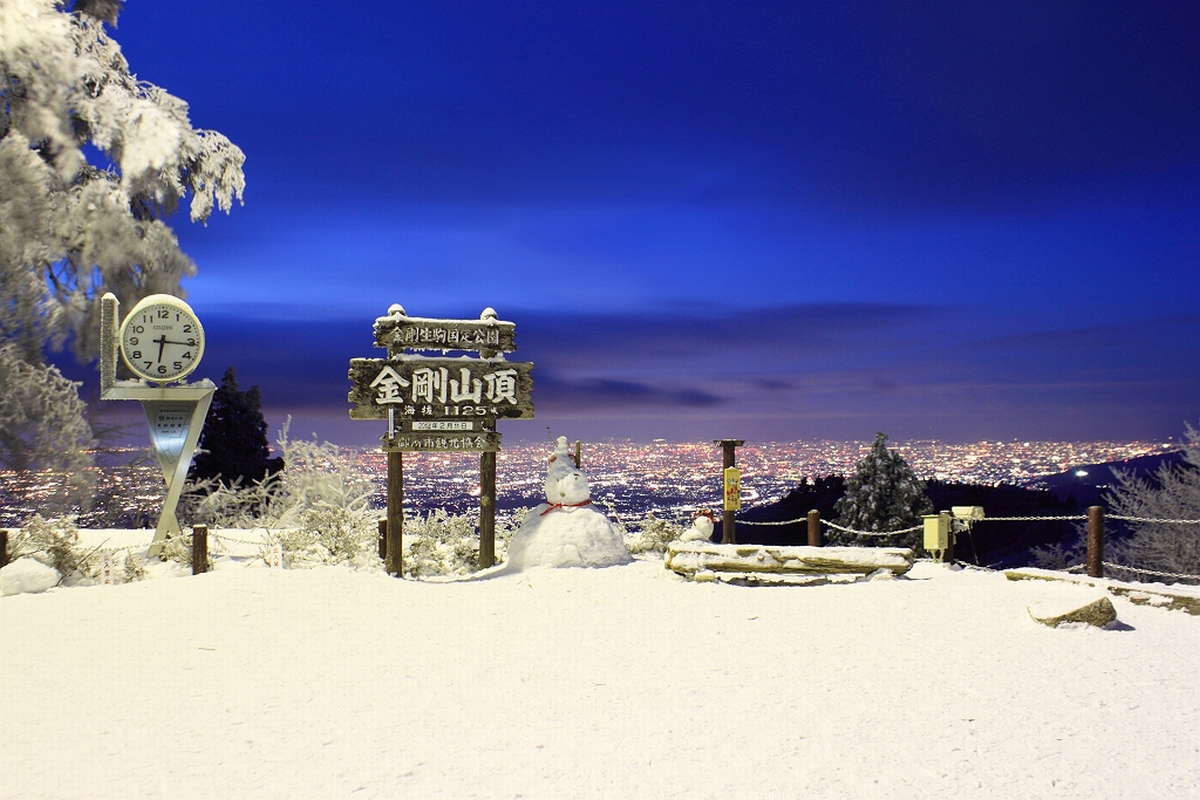 金剛山 雪夜景（大阪府）